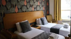 The George Inn - Image 2