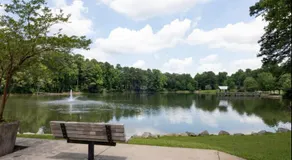 Lakeside Retreat with Yard and Deck--15 mins from Downtown ATL & Emory, 8 mins from Agnes Scott - Image 5