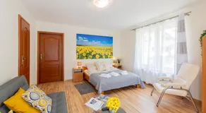 Apartament i Pokoje Gościnne u Lusi - basen z podgrzewaną wodą od czerwca - Image 2