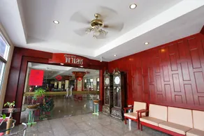 Chumphon Palace Hotel - Image 5