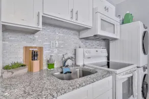 St Conrad Bungalow House - Image 5