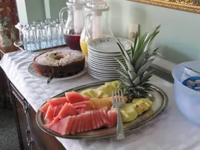 Carisbrooke Inn Bed & Breakfast - Image 3