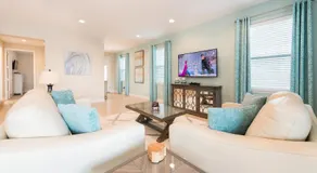 7412 MA - Stylish Home Near Parks - Image 2