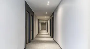 JJ Hotel - Image 3