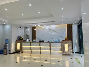 Four Seasons Golden Resources Hotel - Image 4