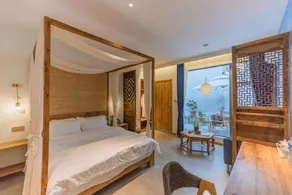 Wang's Daming Mansion B&B - Image 2
