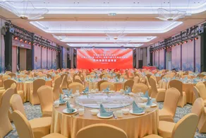 Zhengzhou Haichang Ocean Park Resort Hotel - Image 3