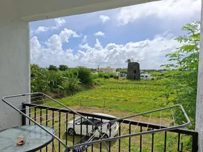 Cozy Apartment with optional airport transfer - Image 3