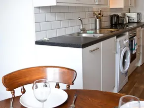 Appartement-Salle de bain privée-3 Bedrooms - Image 3