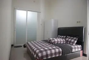 Kahyangan Suite, Vacation Villa View Gunung Ungaran - Image 2