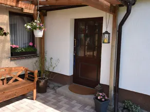 Beautiful Apartment in Robertsdorf with Garden - Image 2