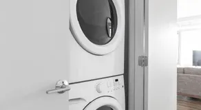 CozySuites at 747 Apts - Image 5