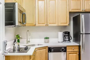 Winthrop Beach Inn and Suites Boston Logan Airport - Adults Only - Image 4