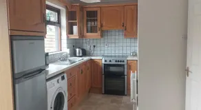 0ne bed house on private road - Image 3