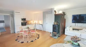 Unique Coastel Home I Quiet & Quality Stay - Image 2