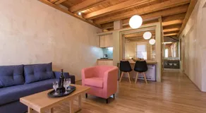 Polixeny's Suites - Image 2