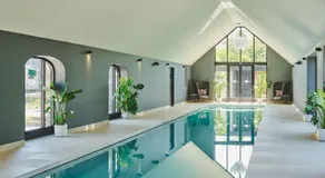 Whispering Leaves - Cottages de Luxe - Image 3