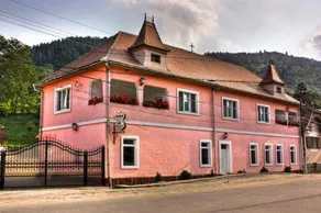 Pensiunea Marcu - Image 1