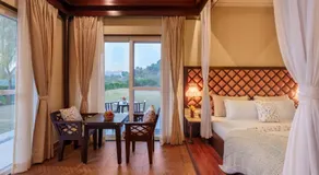 Willowdale Villa - Image 2