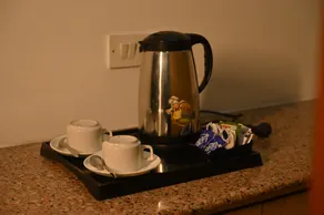 HOTEL MONAL - Image 4