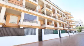 Tu refugio en Canet, piscina, parking y playa - Image 5