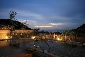 Panda Village - Image 2