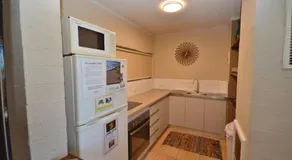 Riverview Holiday Waterfront Apt 11 - 2 Storey - Kalbarri, WA - Image 4