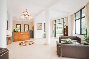 Tripletree Sinergi Hotel Tretes - Image 2