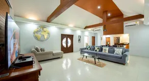 Pool Villas by Honey - Luxury Family Resort-8 km from Beach & Nightlife - Image 3