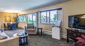 the Veranda, Best Area, 2 Baths, 2 Bedrooms, WD, Jacuzzi bath, New Carpet, Balcony, 925sf - Image 2