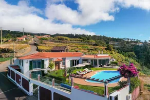 Secluded Tranquil Villa, Stunning Views | Theo's - Image 4
