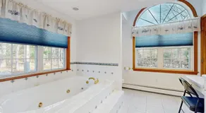 Sandbar Hideaway - Image 4