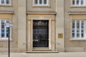 New London Life Executive Apartments - Image 5