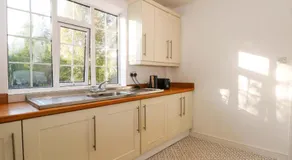 Ash House - Image 5