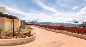 Espectacular Apartamento en la Candelaria Bogotá - Image 4