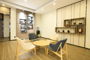 Hanting Hotel Zhengzhou Lvcheng Plaza - Image 3