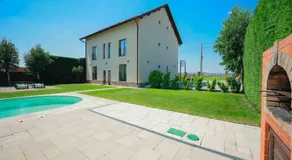Sunrise Villa - Image 2