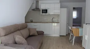 Apartamentos Angelita Plaza Beach - Image 2