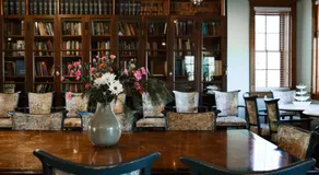 The Outing Lodge - Image 4