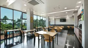 Familia Hotel - Image 3