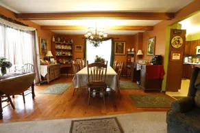 Lil Black Bear Inn - Image 4
