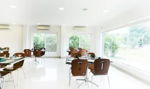 Hotel Rishi Gardens - Image 5