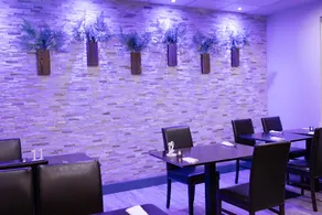The County Hotel - Image 4