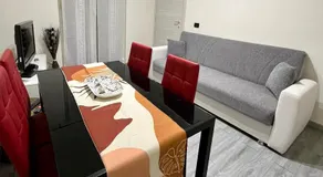 KAM DELUXE Exclusive Home With Private Rooms Vacancy - Image 2