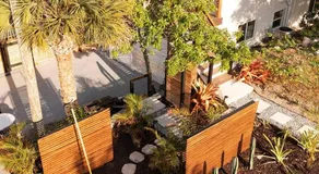 Partages Voir Appartement de luxe, Newly Renovated Luxury Apt + Steps Away from River - Image 4