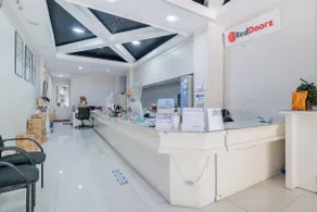 RedDoorz @ Darmo Surabaya - Image 2
