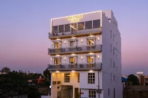 Infinia Stays - A Boutique Hotel - Image 5