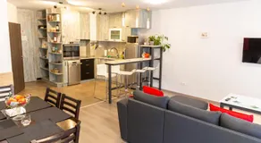 Fancy Big apartment in the heart of Sofia - Image 2
