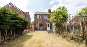 Spacious & Bright 3 Bedroom House in St Helens - Image 4