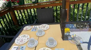 Garden home in Victoria - Image 5